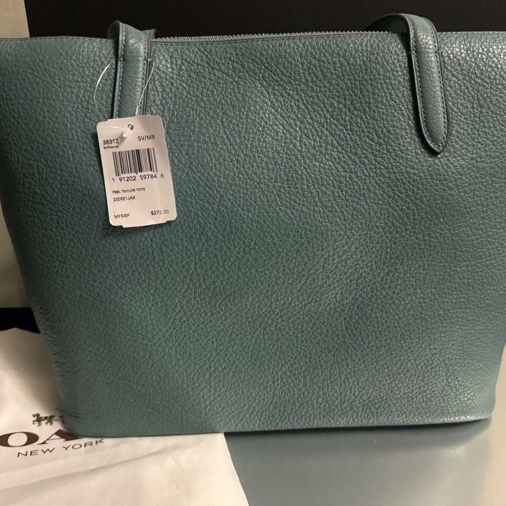 Brand New Coach Pebbled Leather Taylor Tote - SV/Marine - Picture 4 of 9